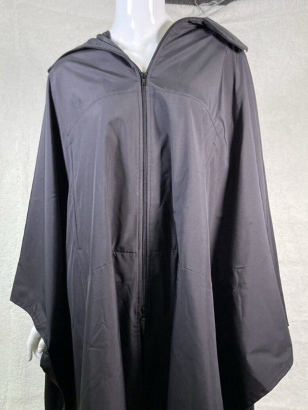 NWT Landi Women's Full Zip Jacket Poncho Black Size 10